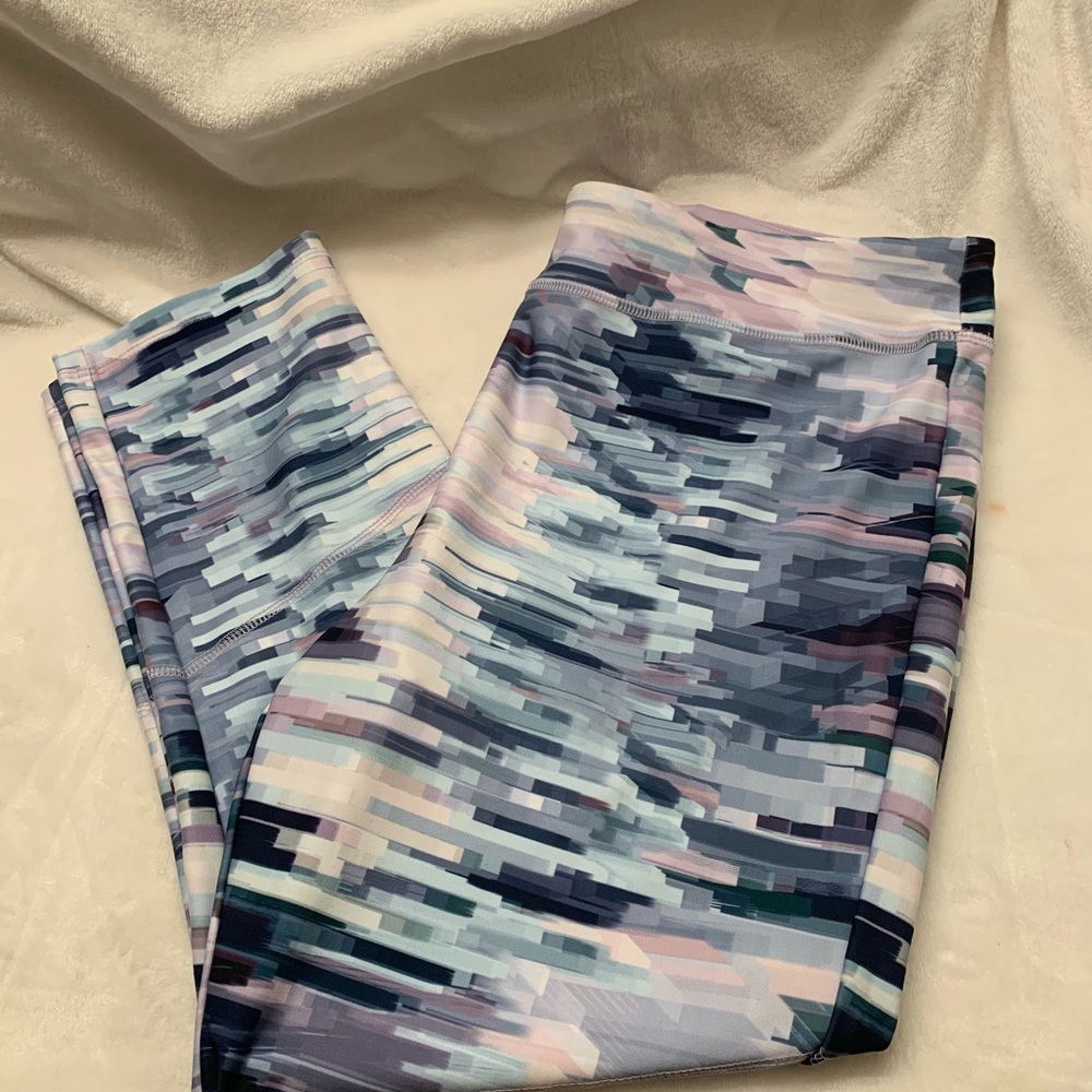 Forever 21 workout capri’s
